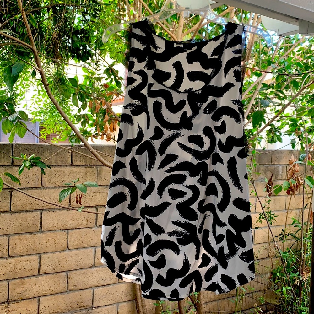 Blouse - black & white sleeveless blouse.